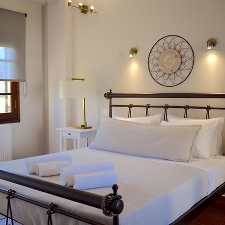 Ampelos Hillside Villa アクラタ エクステリア 写真