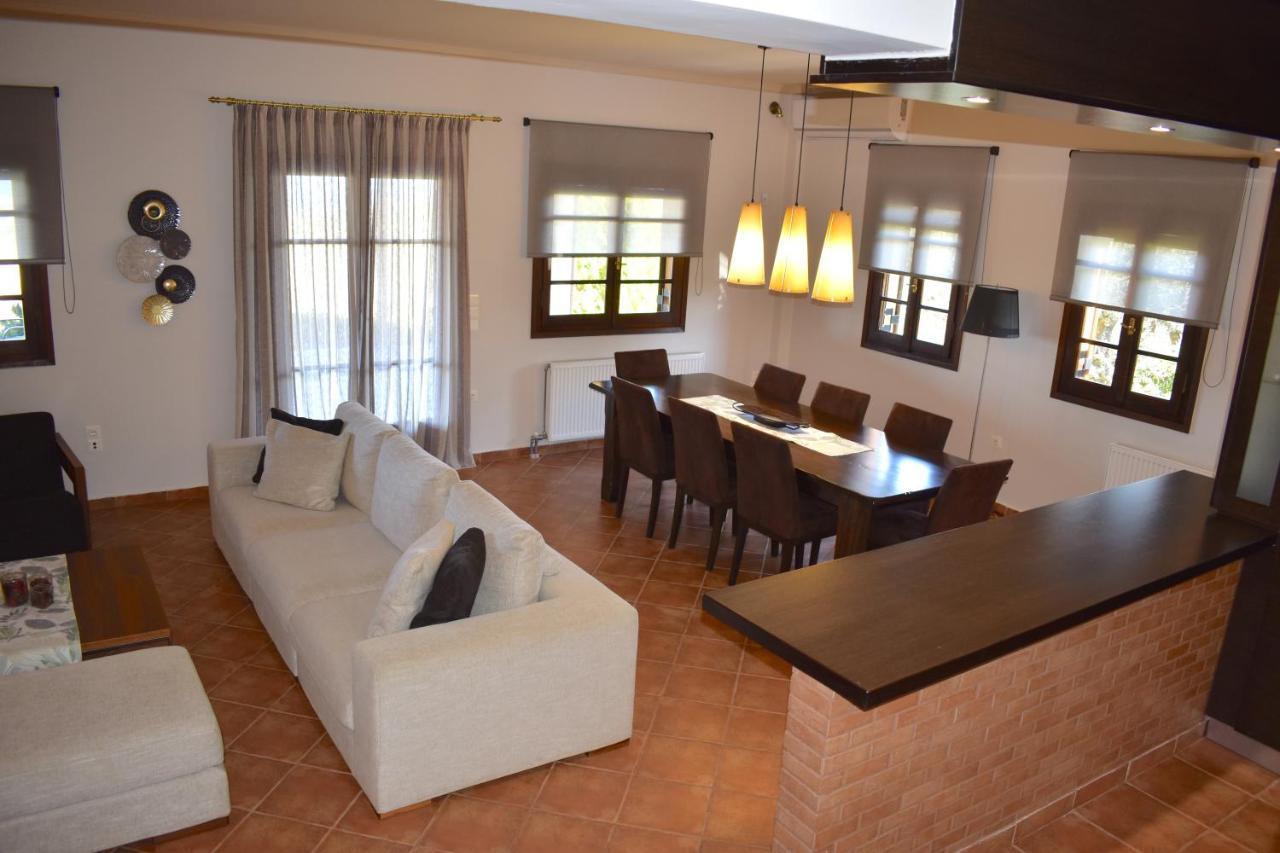 Ampelos Hillside Villa アクラタ エクステリア 写真