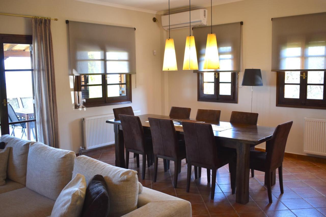 Ampelos Hillside Villa アクラタ エクステリア 写真